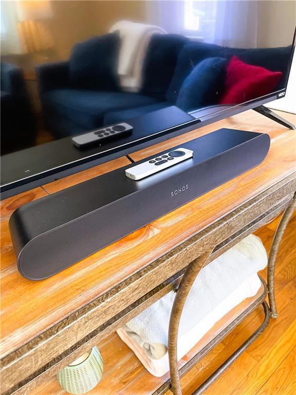 Building Photo - 6 Pope St