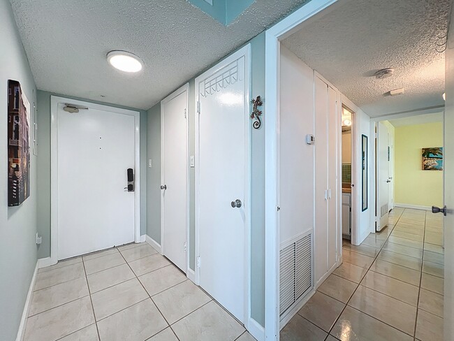 Building Photo - 2020 N Atlantic Ave