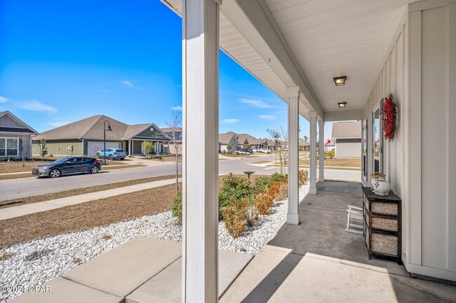 Building Photo - 317 Highbrook Rd