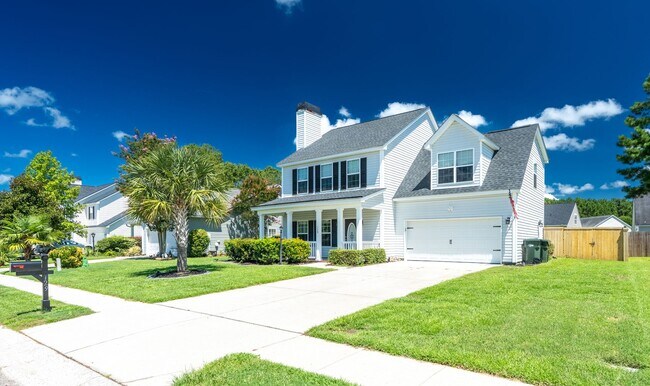 Building Photo - Spacious Living Meets Southern Comfort!