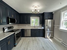 Building Photo - 1466 NY-292