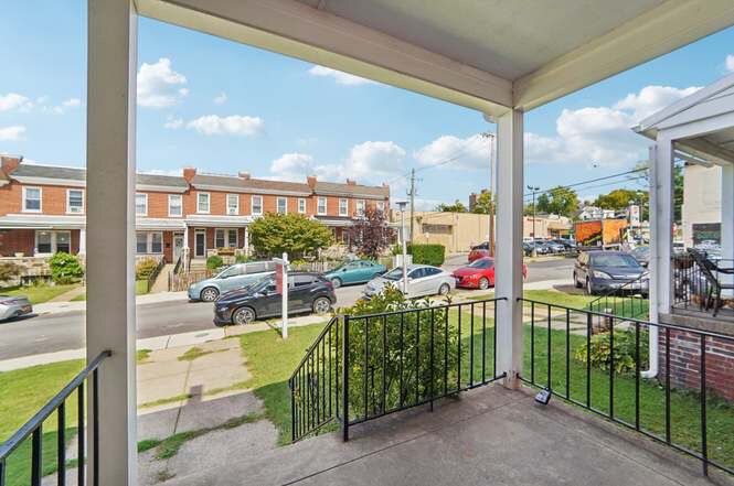 Building Photo - 1217 W 37th St