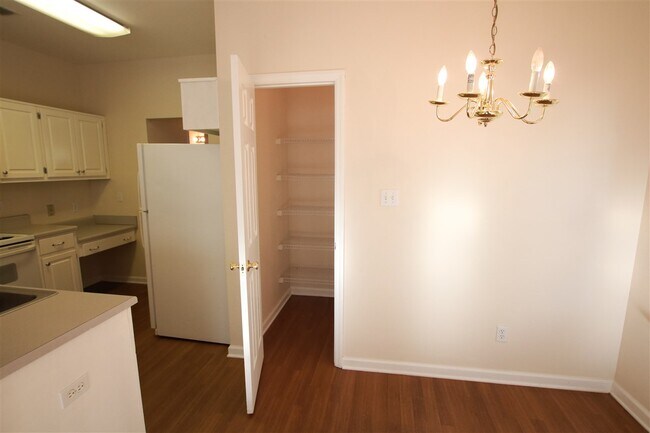 Building Photo - 2267 Pine Landing Ct