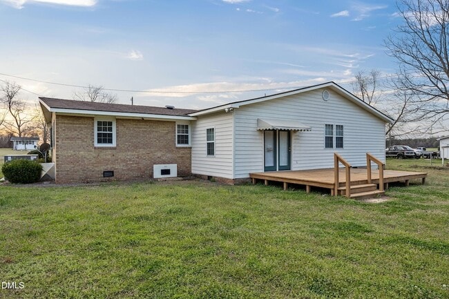 Building Photo - 131 Fairview Village Rd