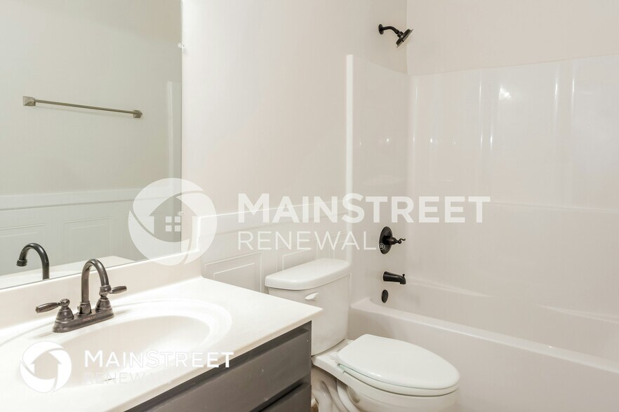 Building Photo - 115 Chapel Creek Dr