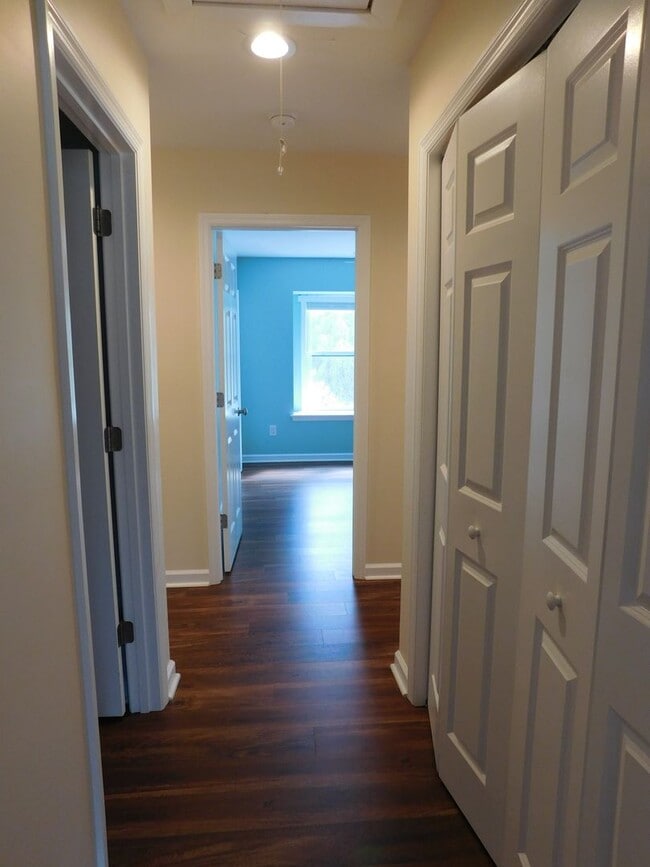 Building Photo - 7151 Windward Dr