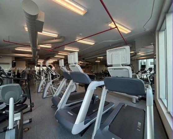 Building Photo - 3029 NE 188th St