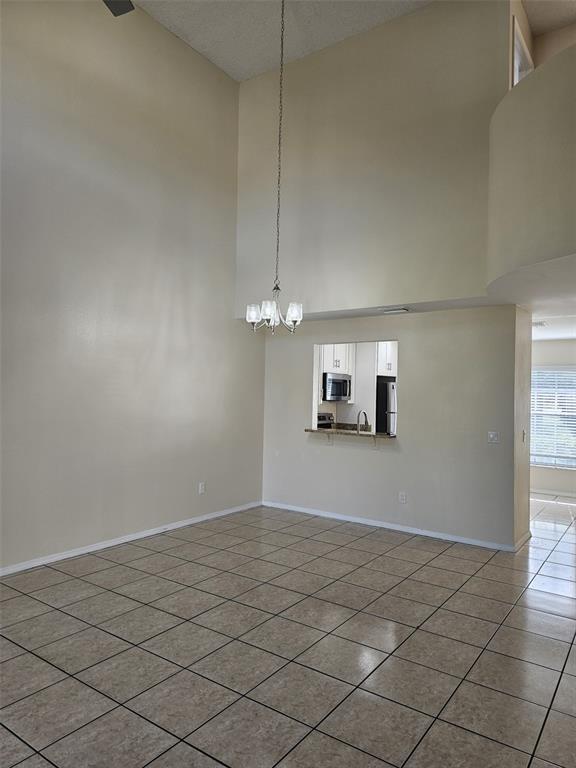 Building Photo - 14667 Laguna Beach Cir
