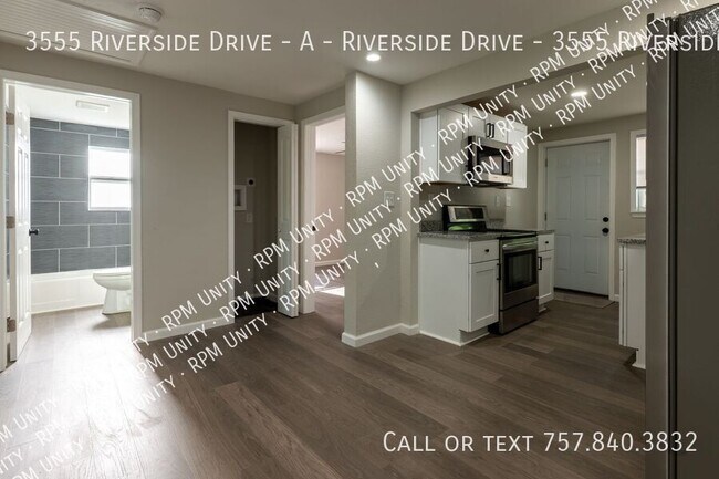 Building Photo - 3555 Riverside Dr