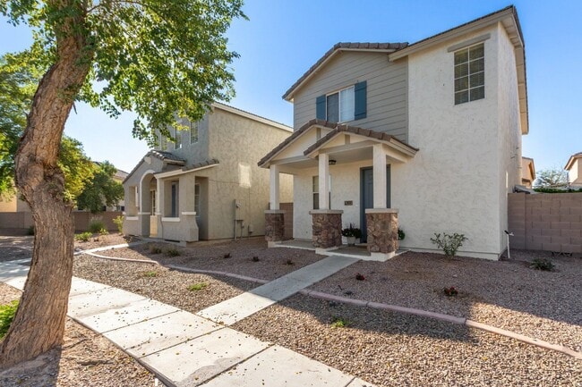 Building Photo - 3012 S 101st Dr