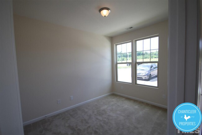 Building Photo - 2233 Sunny Cove Dr