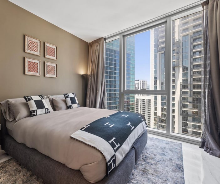 Building Photo - 300 Biscayne Boulevard Way