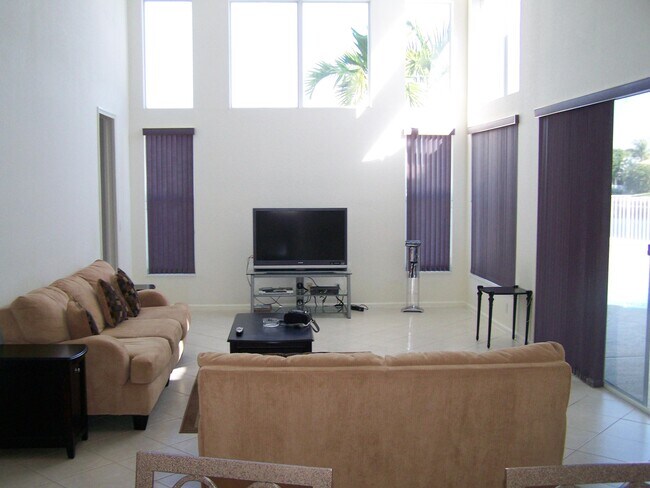 Building Photo - 11878 Osprey Point Cir