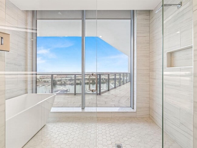 Building Photo - 5120 Marina Wy