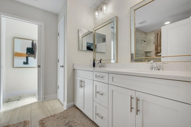 Building Photo - 458 Grand Oaks Rd