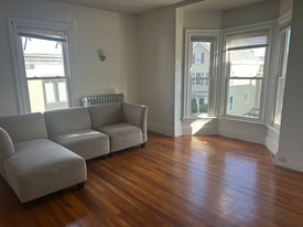 Building Photo - 23 Amherst St