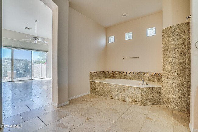 Building Photo - 11113 E Betony Dr