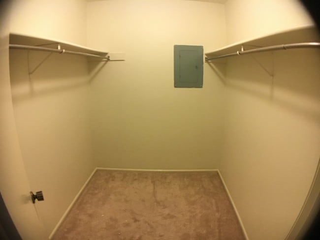 Building Photo - 1905 West Ln