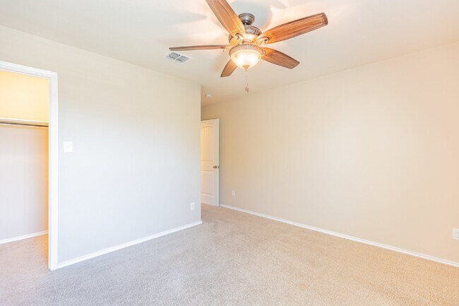 Building Photo - 1744 Emerald Edge