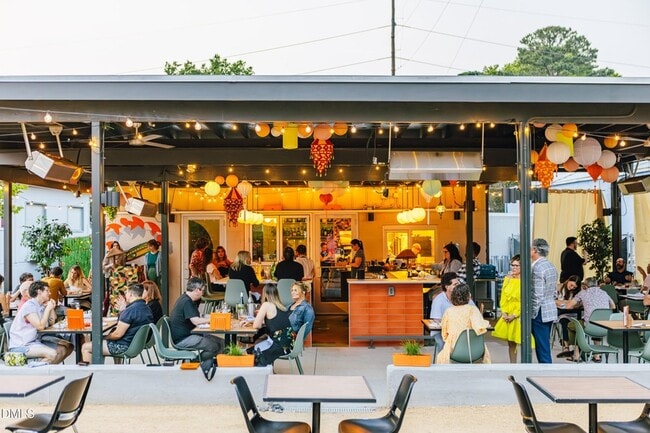 Building Photo - 1456 Barton Pl Dr