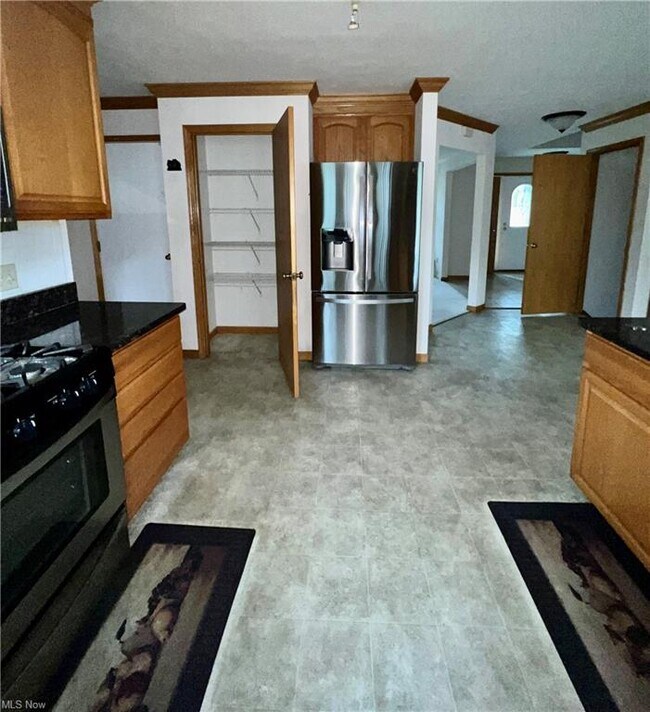 Building Photo - 9773 Emerald Ridge Ave NW