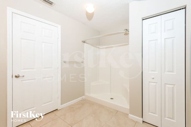 Building Photo - 1265 SW Century Ave