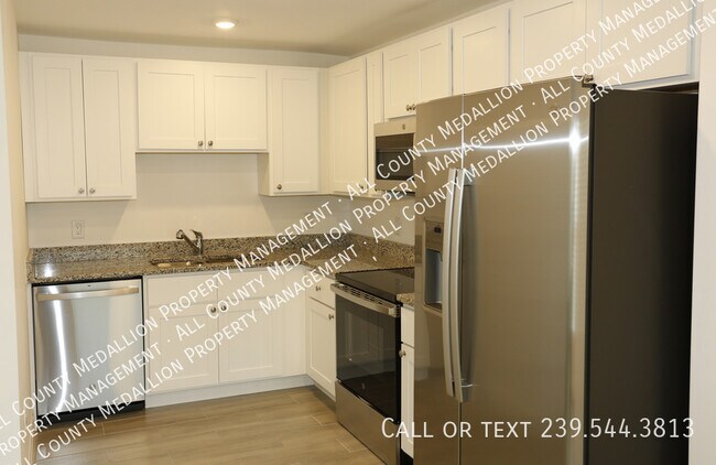 Building Photo - 915 Graystone Ave