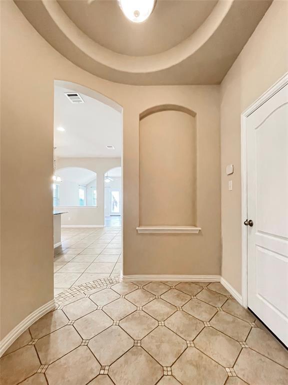 Building Photo - 2468 Millbrook Loop