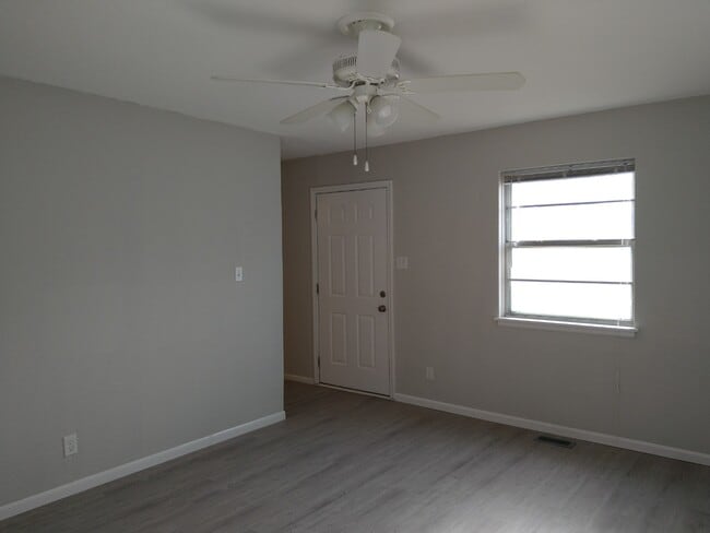 Interior Front Door - 3326 SW Kiowa St