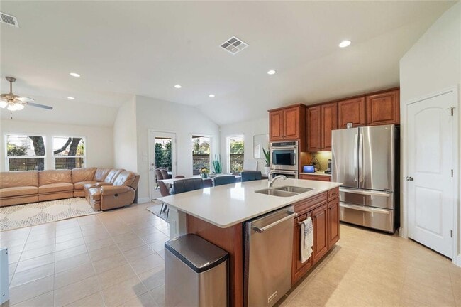 Building Photo - 3446 De Torres Cir