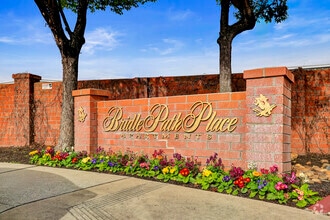Building Photo - BRIDLE PATH PLACE APARTMENTS