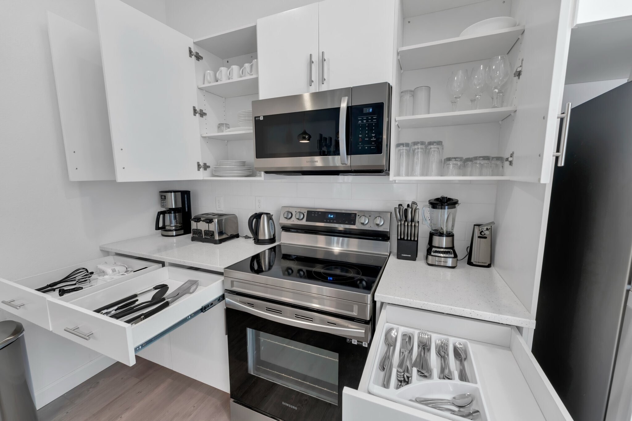 Building Photo - 348 Famagusta Dr