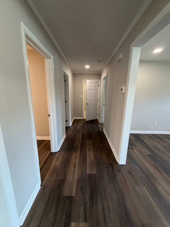 Building Photo - Exclusively Offered by Muse Realty Rentals, LLC