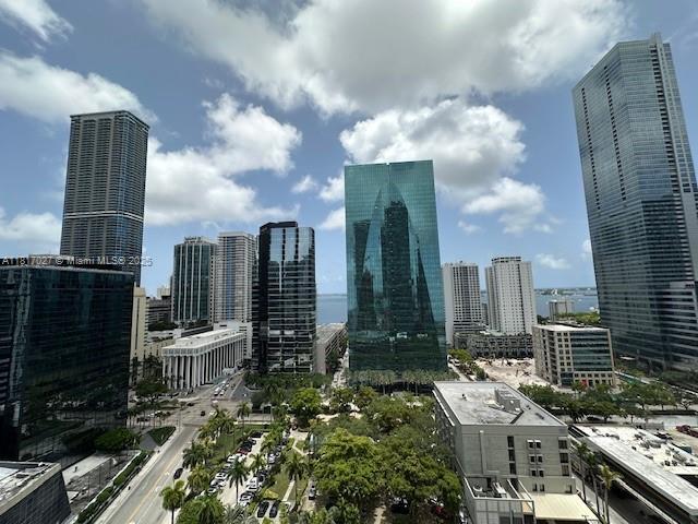 Primary Photo - 1300 S Miami Ave