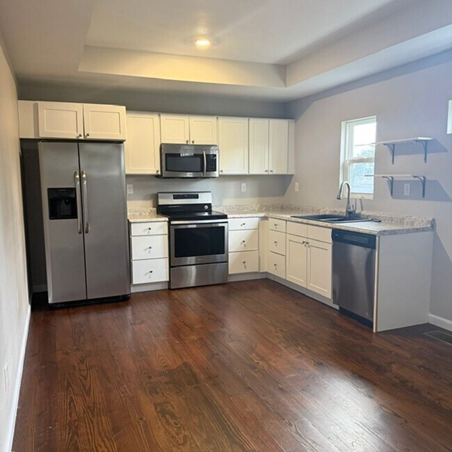 Building Photo - 774 Parklawn Ct