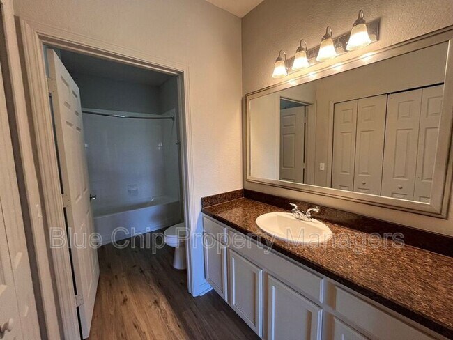 Building Photo - 14200 Avalon Rd