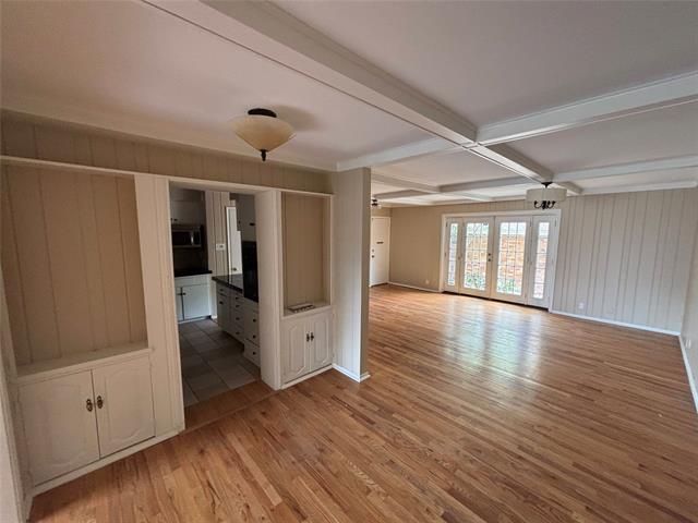 Building Photo - 6127 Bandera Ave