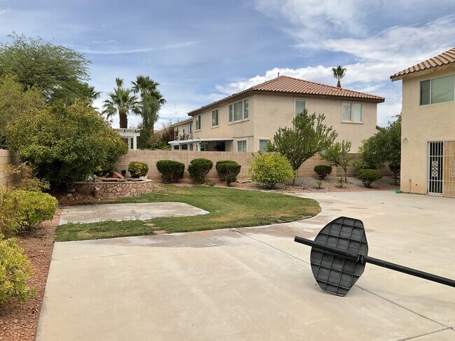 Building Photo - 7949 Mosaic Harbor Ave