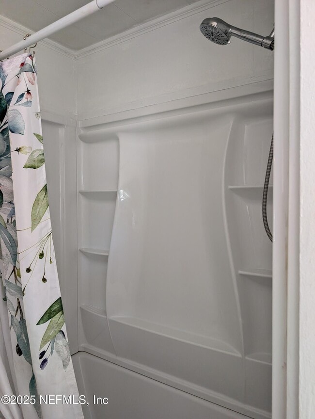 Building Photo - 220 2nd Way