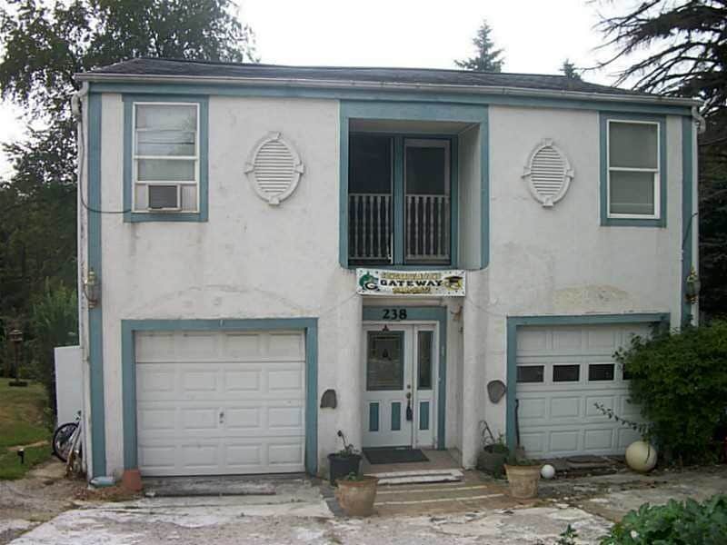 Building Photo - 238 poplar st