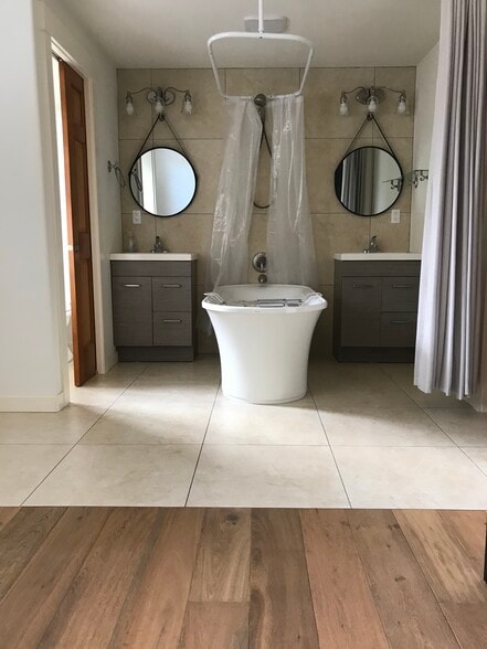 Master suite french bathroom - 3412 177th Pl SW