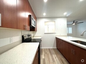 Building Photo - 2 Bedroom, 2 Bathroom, 2 Parking (Mililani...