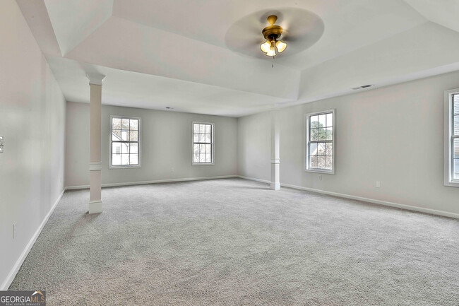 Building Photo - 76 Championship Ct