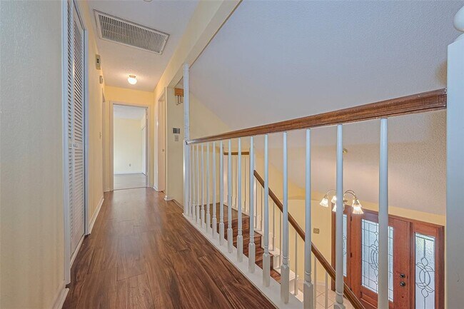 Building Photo - 5127 Smokey River Dr