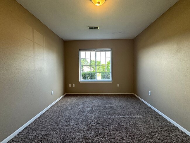 Building Photo - Home in Pioneer Ridge – Pet Friendly & Minutes from Ft. Leonard Wood