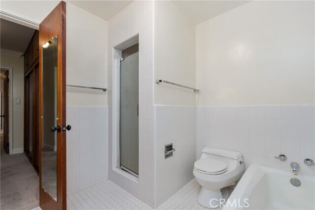 Building Photo - 388 Harford Pl