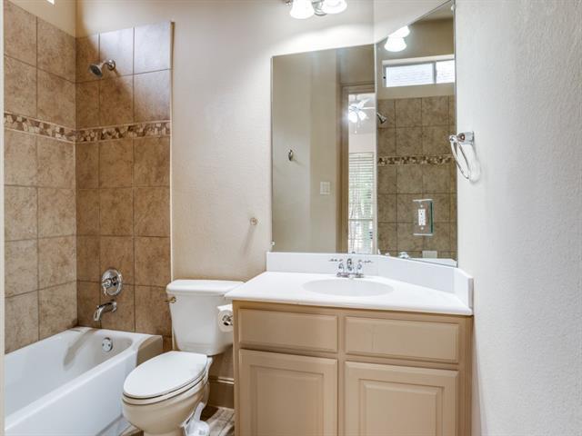 Building Photo - 12181 Flynt Dr