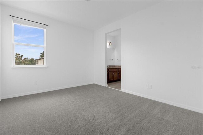 Building Photo - 1734 Amsel Fls Pk Ter