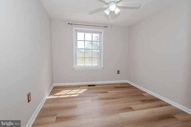 Building Photo - 1116 Soho Ct