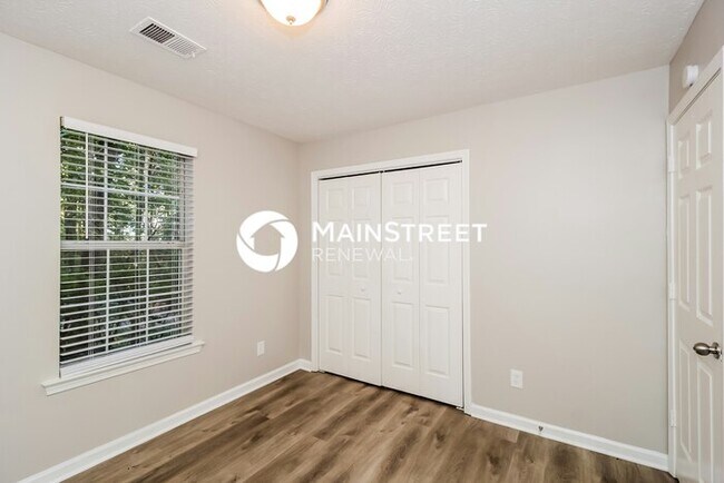 Building Photo - 3 Bedroom Pet-Friendly Home in Hiram, GA with Main Street Renewal